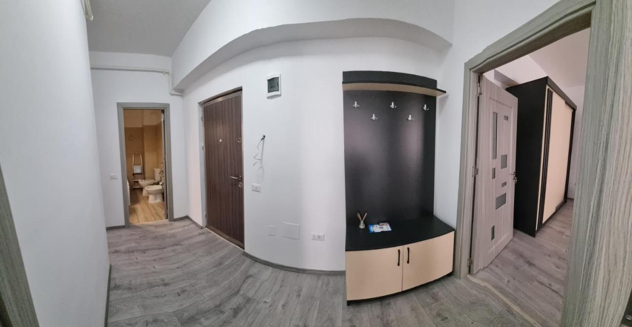 Apartament Mihaela Râmnicu Vâlcea Εξωτερικό φωτογραφία